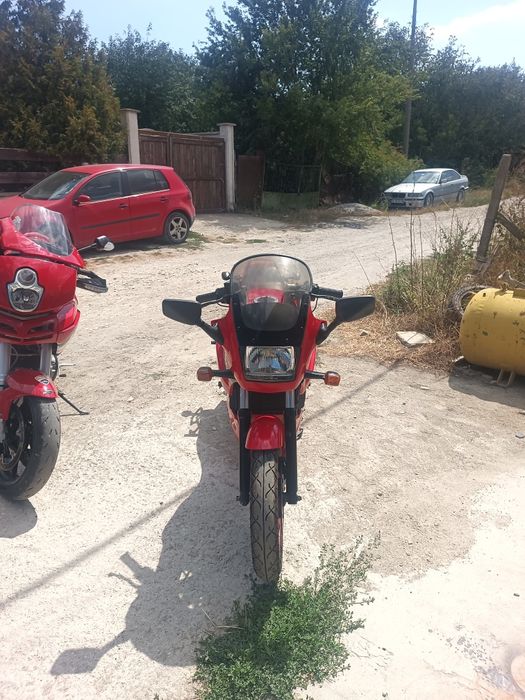 Продавам Kawasaki GPz500s