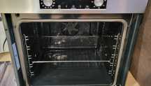 Фурна за вграждане GORENJE с пиролиза и airfry.