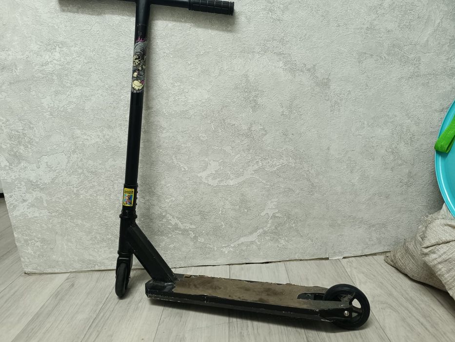 Самокат трюковой