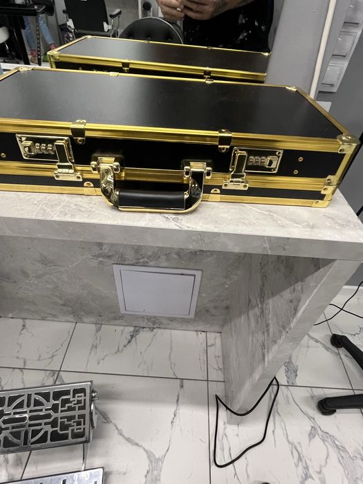 Бръснарско куфарче