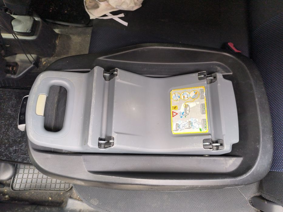 Maxi Cosi scaun cu isofix