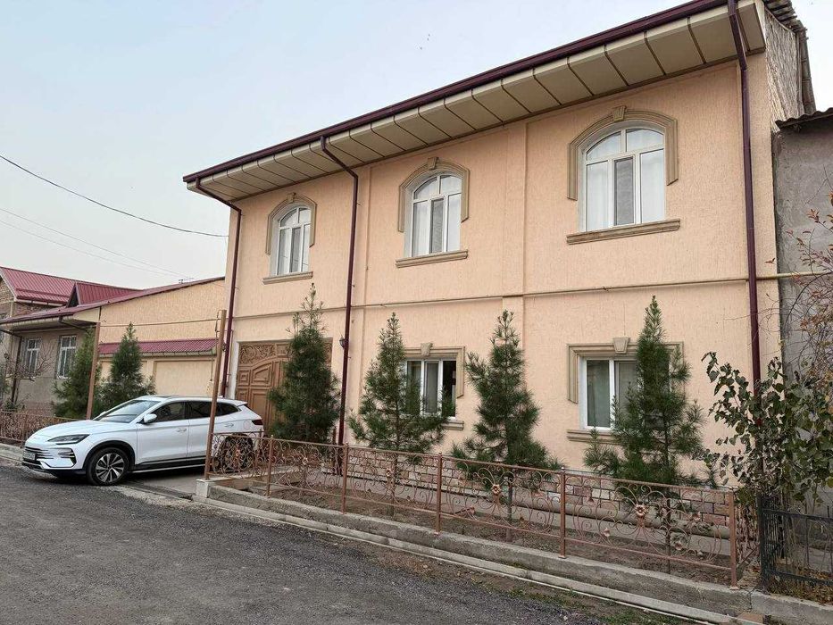 Продается! Кибрай центр: 6 сот + 2эт дом