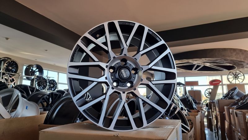 17цола 5х108 MOMO 5x108 Волво Пежо Форд Ситроен