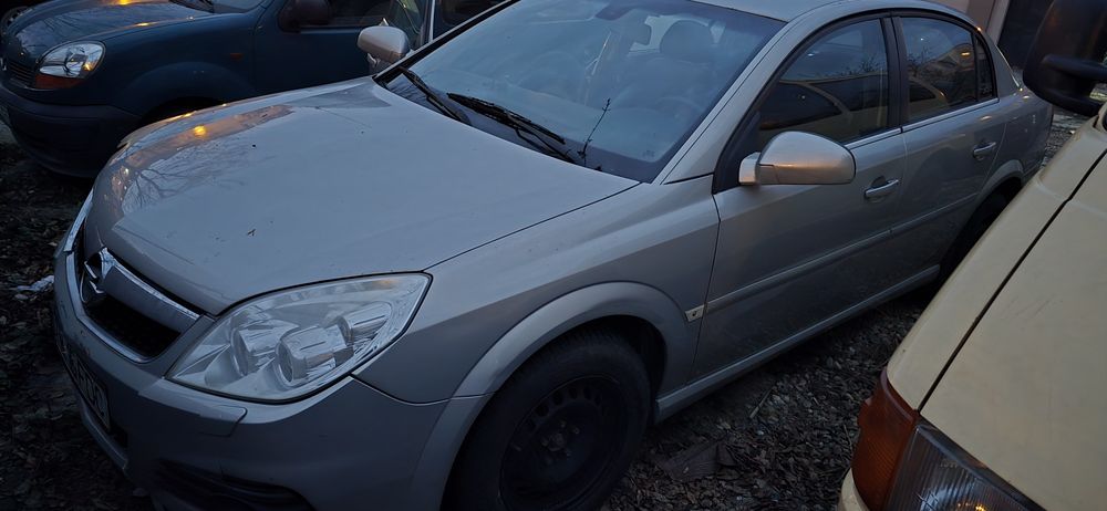 Vând Opel Vectra c 1.  9 tdci.  2006