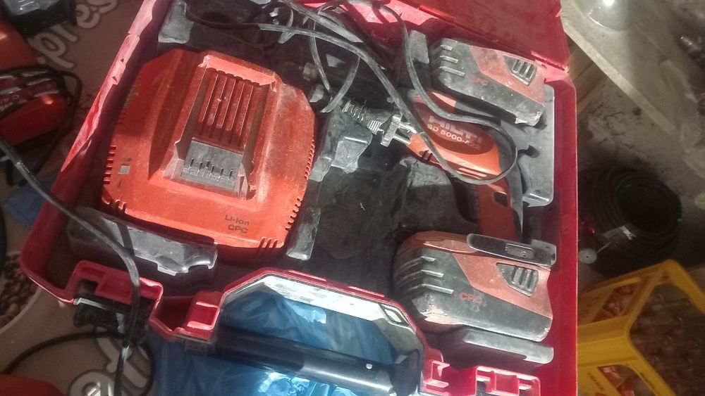 Scule hilti laser  +2 filetanti+circular+laser flex