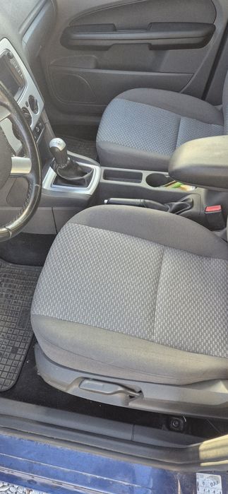 Форд Фокус 1.6 дизел