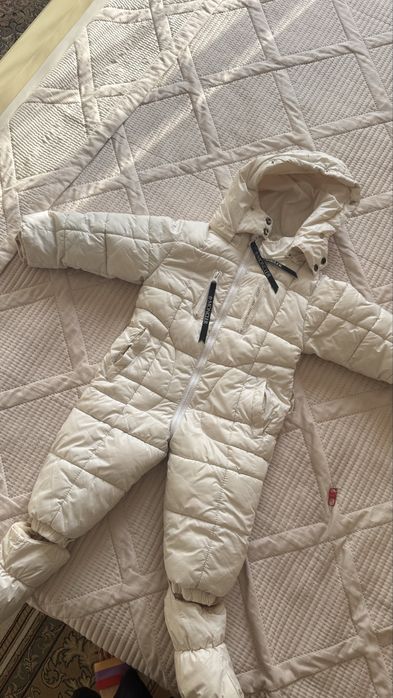 Продам комбинезон зимний