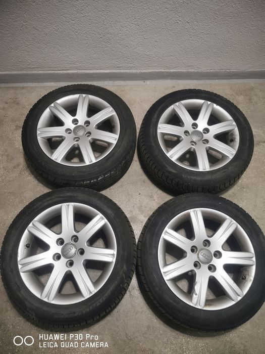 Vând roti Audi 205 55 r16