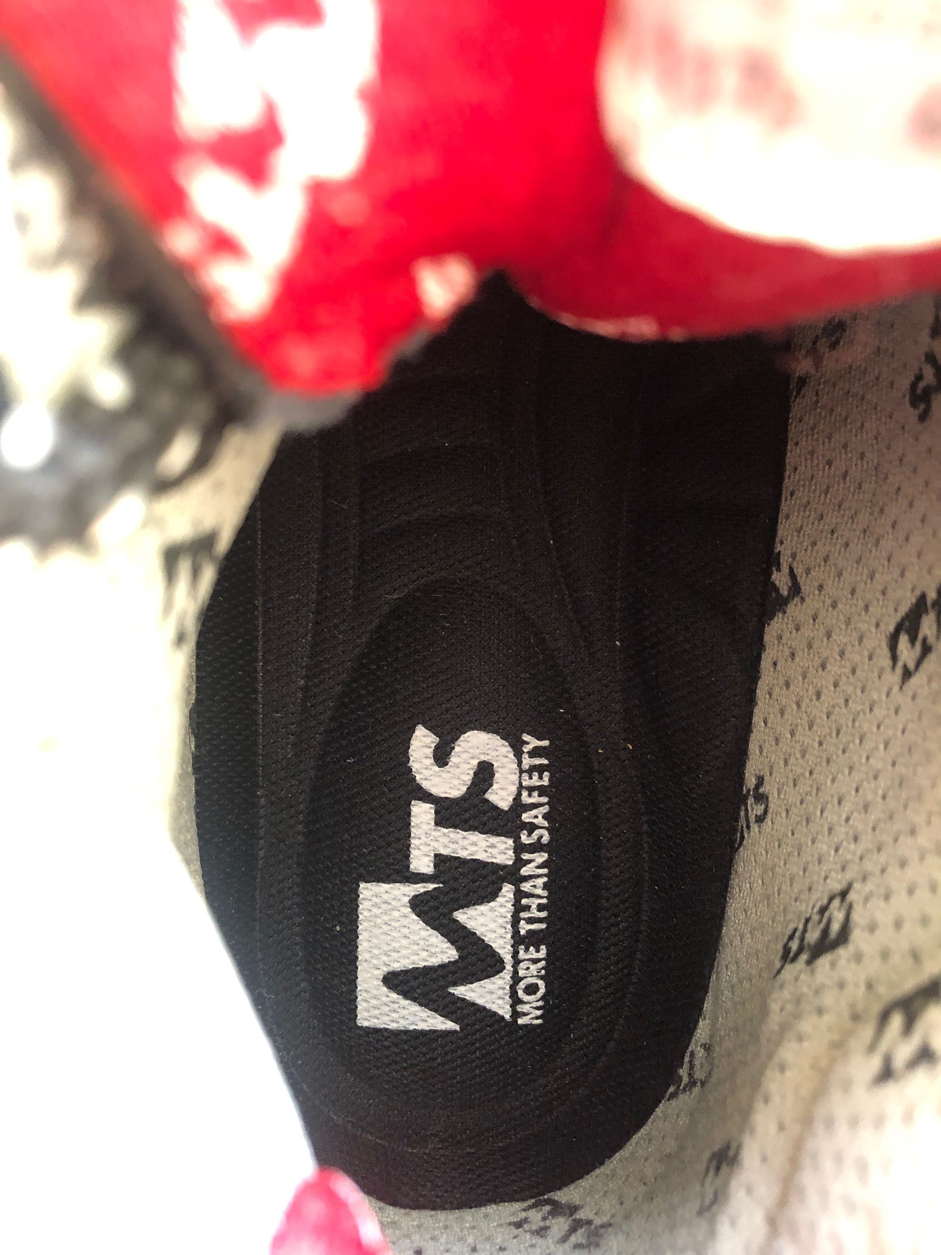 Мъжки обувки MTS с метални бомбета