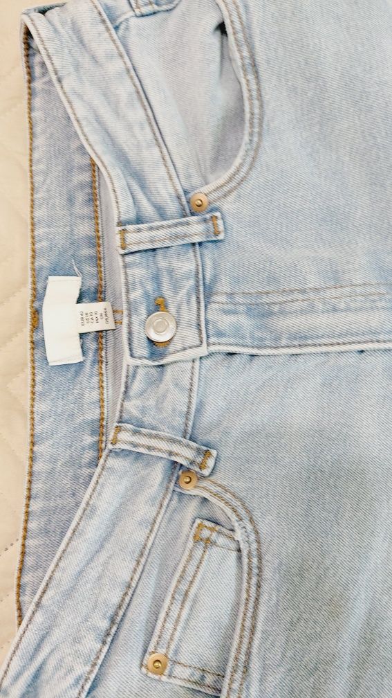 Нови дънки H&M, обувани са за 2 часа