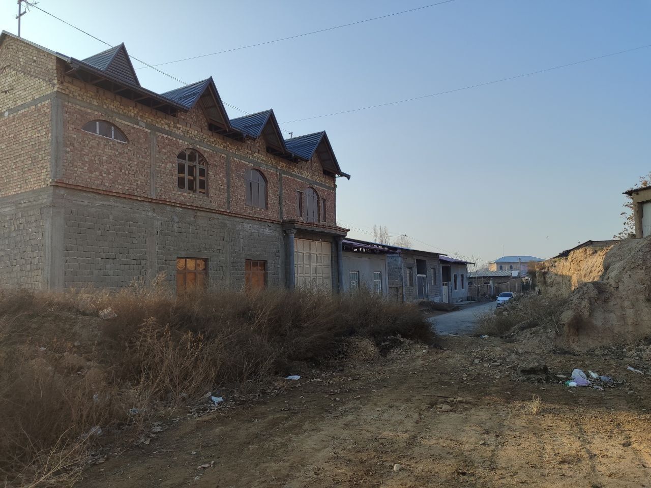 Samarqand shahar sartepo maskanida hovli uy joy sotiladi 4.5 сотк