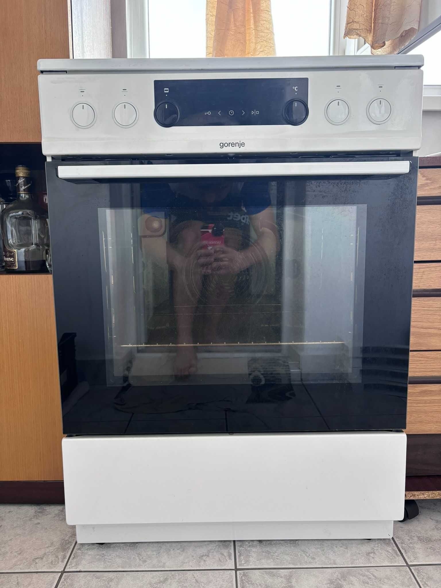 Готварска печка GORENJE с телескопична система