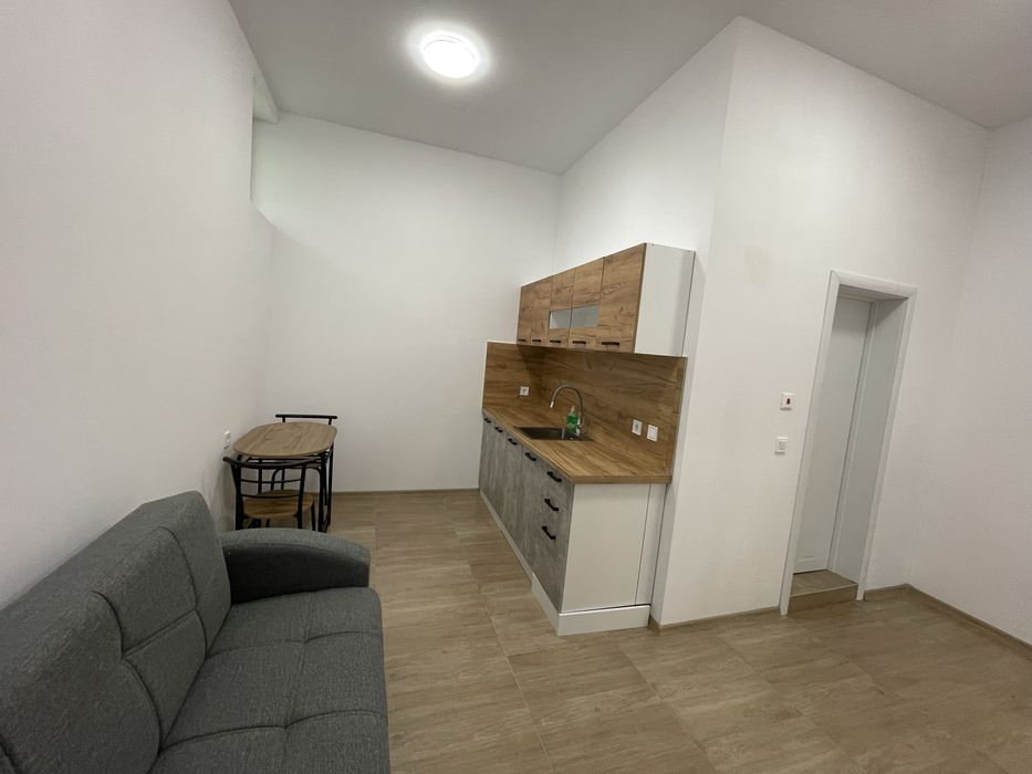 Дава се под наем Магазин в Варна, Галата - 125 кв.м за 969 € - Снимка #1
