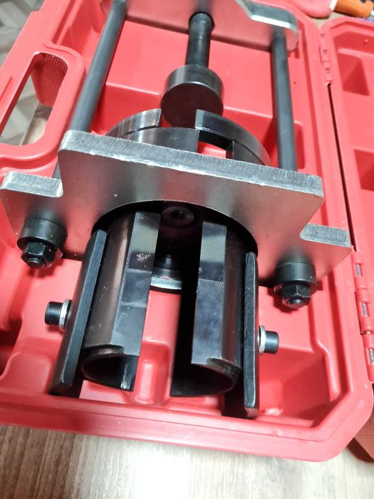 Set de scule pentru schimbarea bucselor, DAYUAN YT-2018135, Negociabil