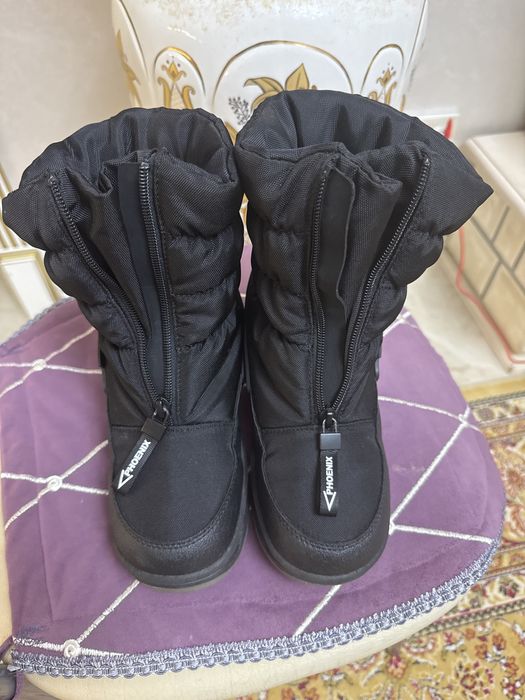 Продам зимние сапоги детские