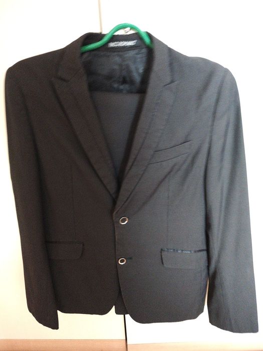 Отдам костюм на мальчика