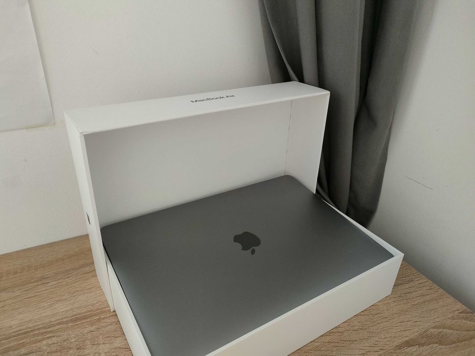 СРОЧНО!!! Продам MacBook Air M1 2020 •оригинал • полный комплект