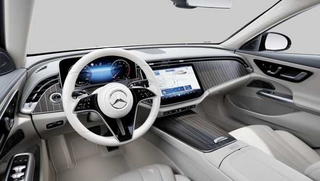Mercedes-Benz E 200 Sedan