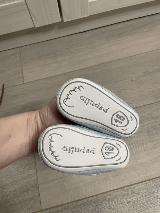 Vand pantofi bebe 17, 18,