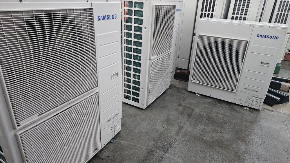 Външни тела високотемпературна  термопомпа Samsung AM040  AM050