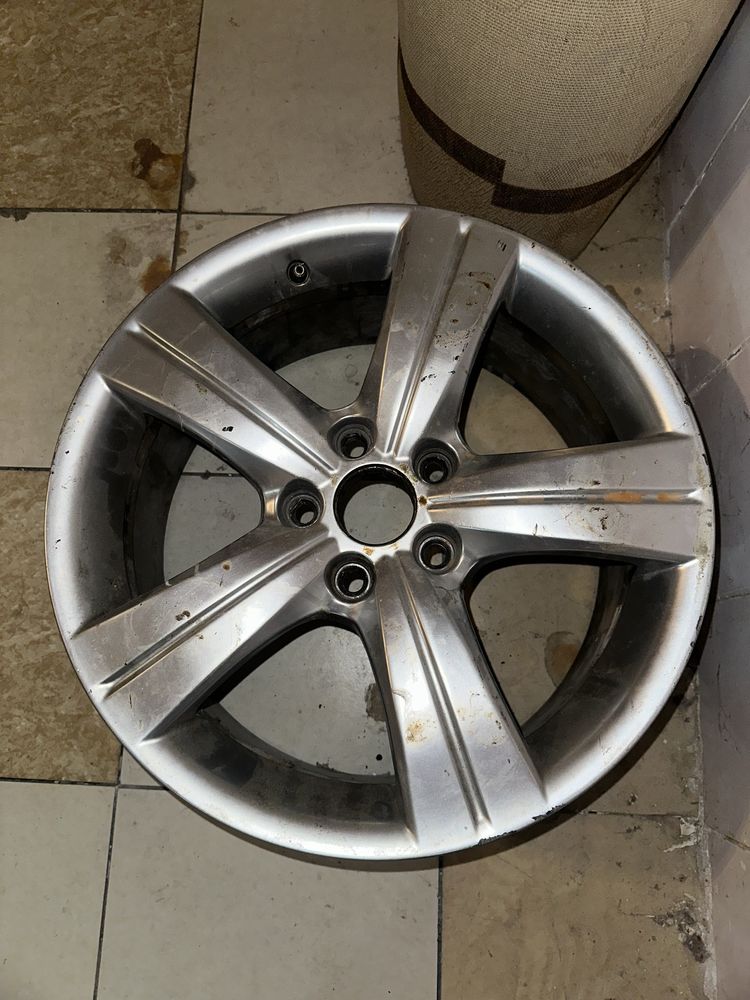 Продам диск r17 !!