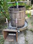 Vand storcator si zdrobitor de struguri complet din inox