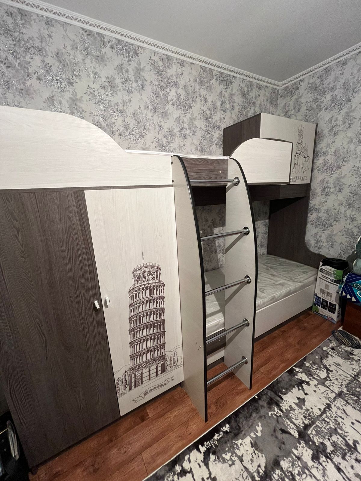 Кравать с шкафом