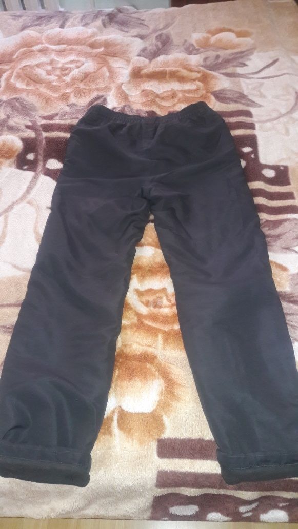 Продам болоневые,утепленные брюки(трико) на подростка