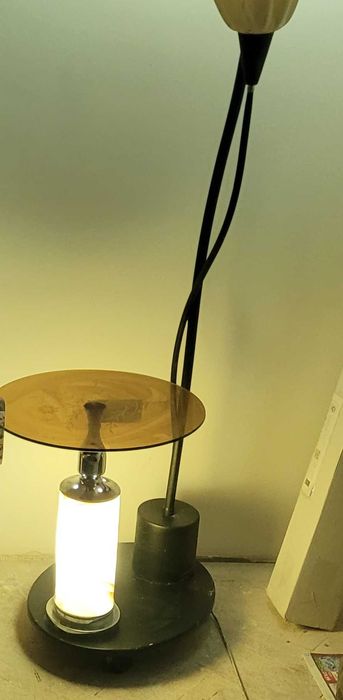 Lampa, veioza inalta