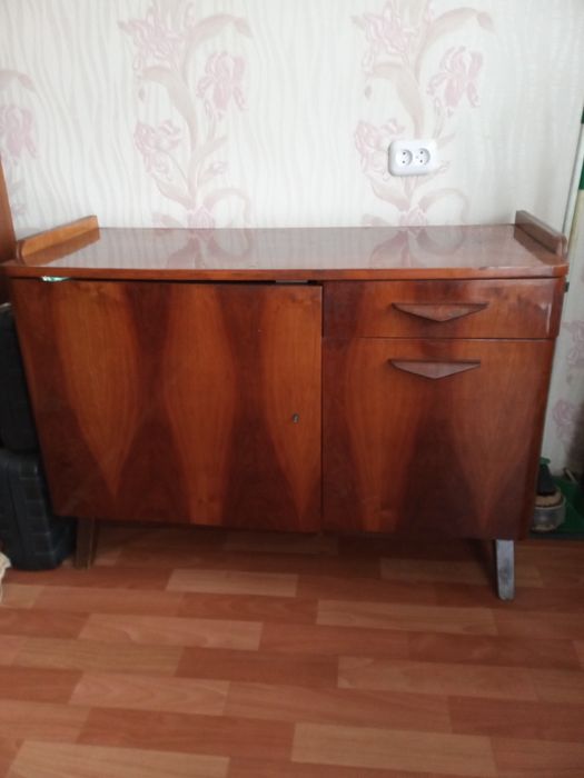 Тумба под TV от гарнитура