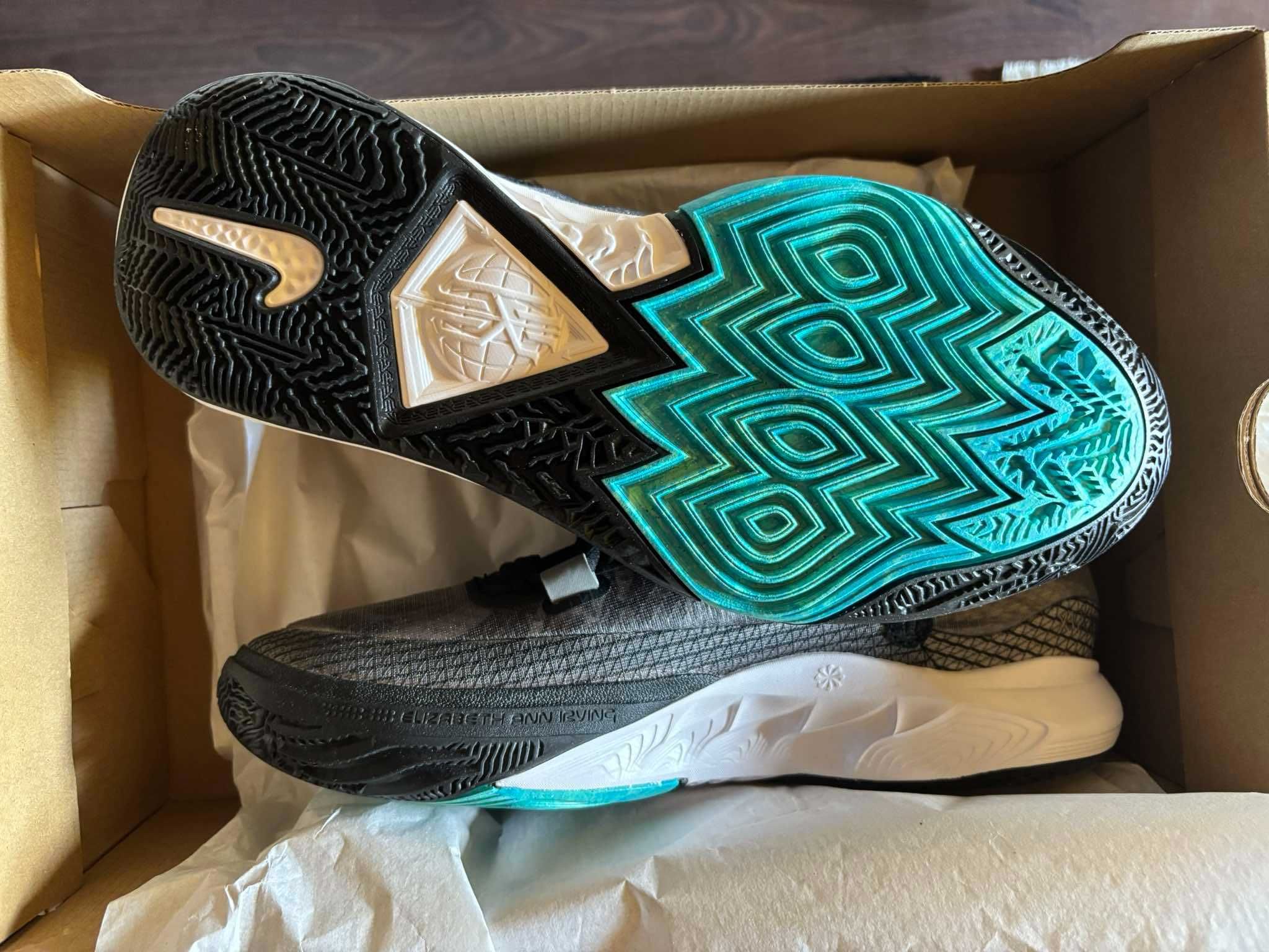 Nike Kyrie 8 - Orca