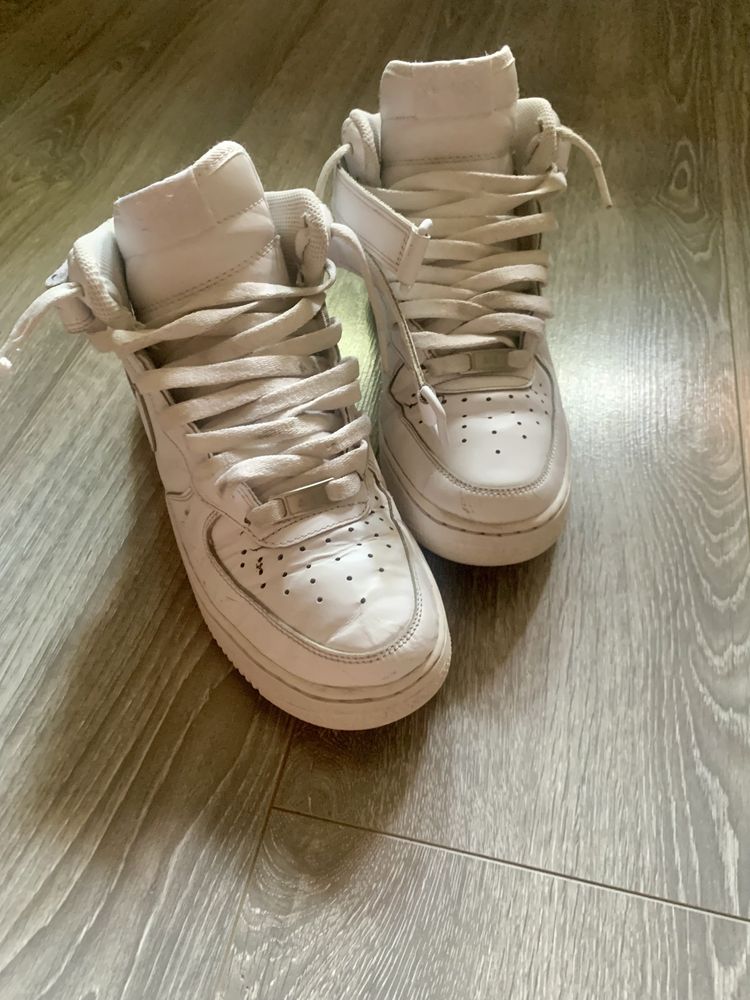 Nike Air Force 1 Mid AF1