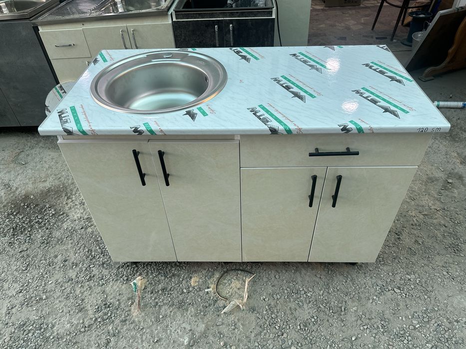 Rabochiy stol kuxnya moyka tumba shkaf oshxona mebel tumba rakvina