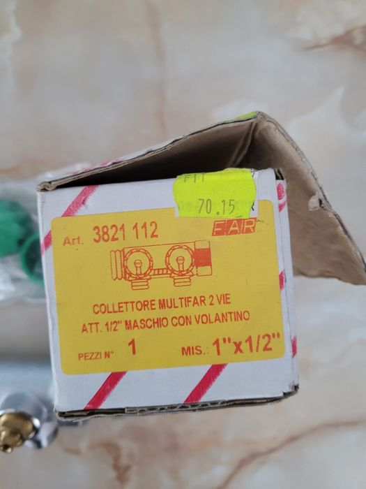 Distribuitor 1" cu două cai 1/2"