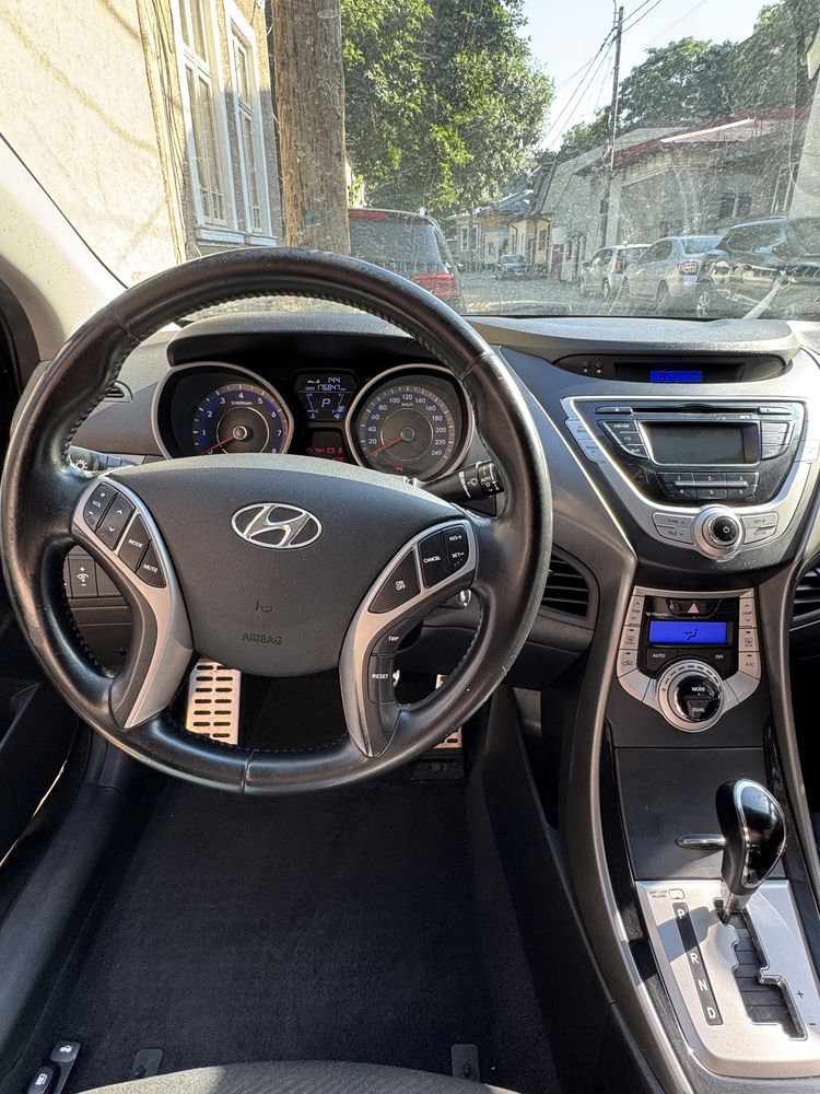 Vand Hyundai Elantra