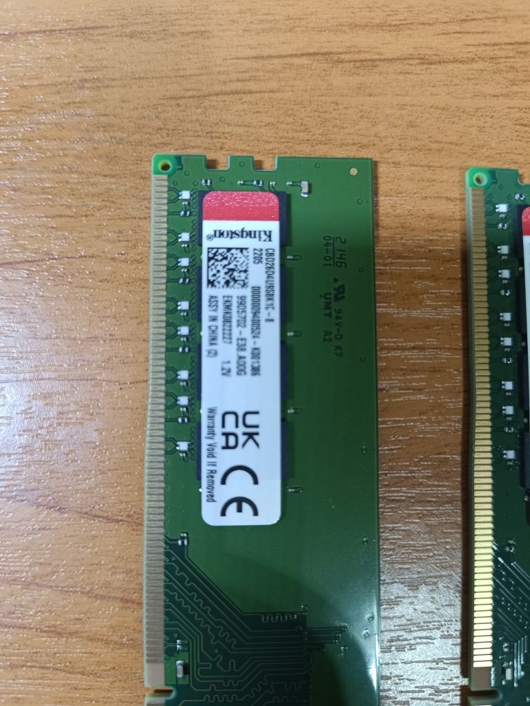 Продам оперативную память DDR4 8Gb(16)