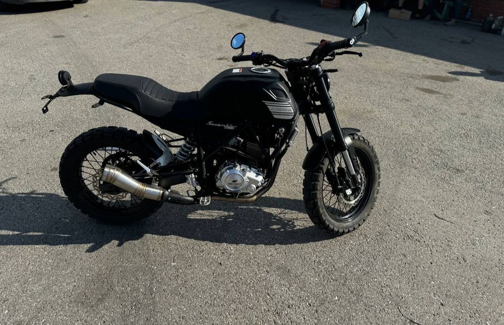 Daytona Scrambler