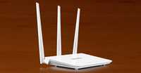 Router Wireless nou sigilat TENDA cu 3 antene Wi-Fi RDS Digi Upc - nou