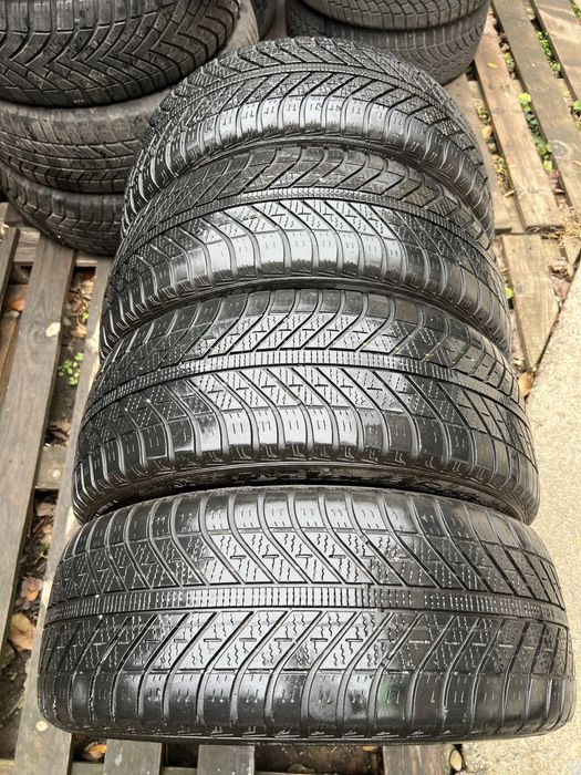 Cauciucuri Allseason 205/55/16 Goodyear