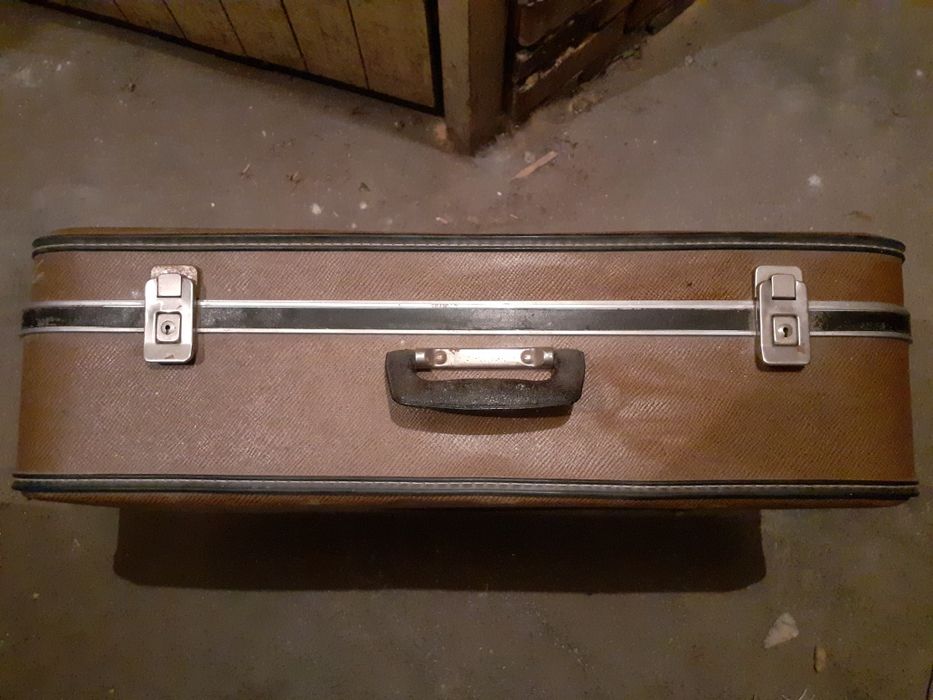 Стар куфар от социализма,чанта,сак