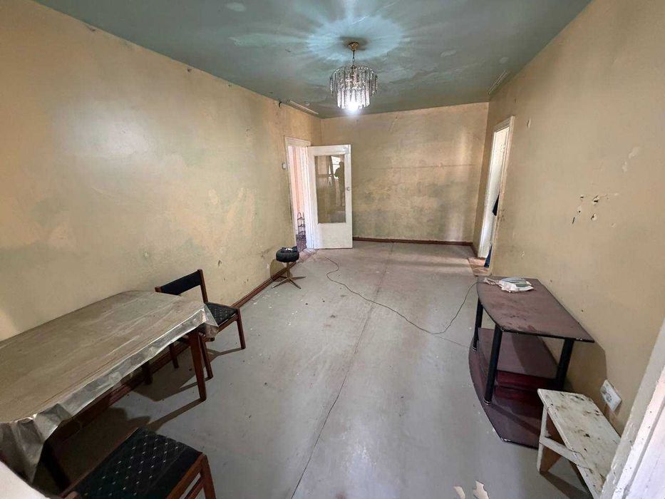 Продаётся 2х комн квартира на 2 этаже Ор-р  Горгаз Бухара Сити