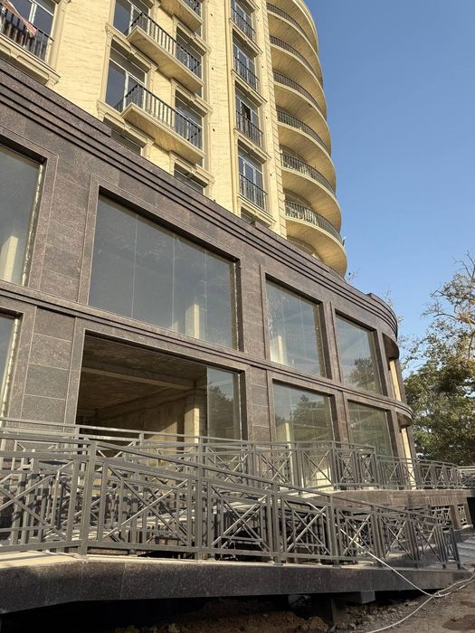 Срочна! Юнусабад, Шахристанский. 1 хона, 47 м² без ремонт 5-этаж.