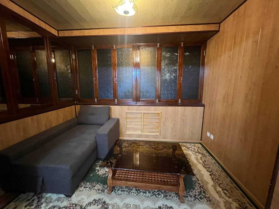 Ц-1 Самый Центр, 3-х Комнатная квартира  2-Этаж/4 100кв.м.