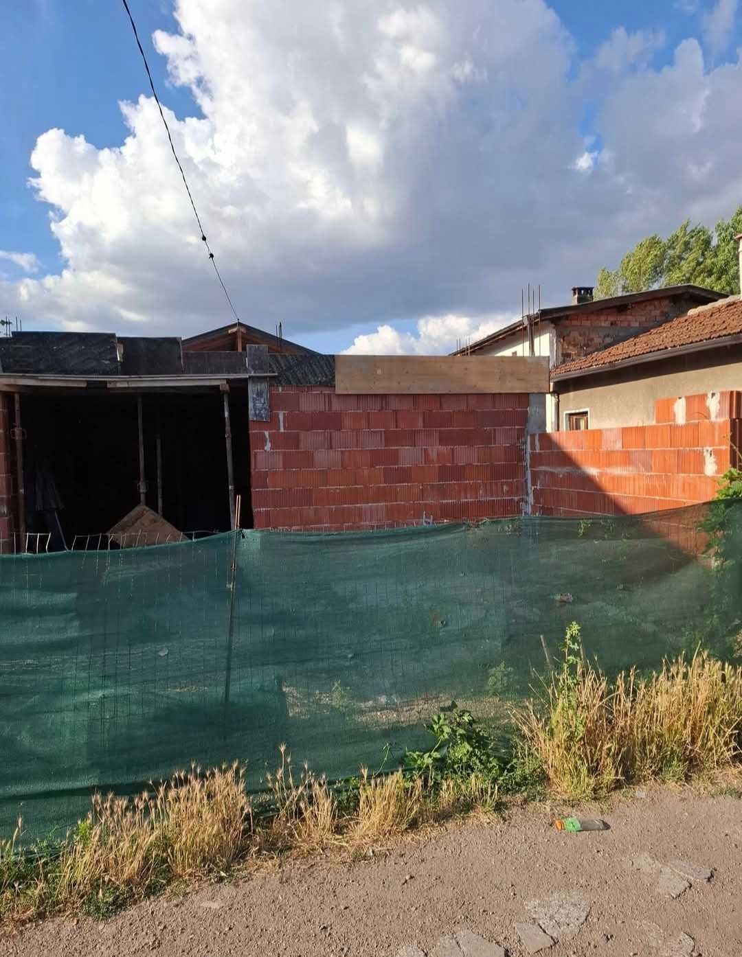 Продава се в Кв Модерно Предградие