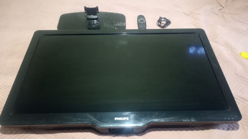 Телевизор Philips, не смарт, требует небольшого ремонта