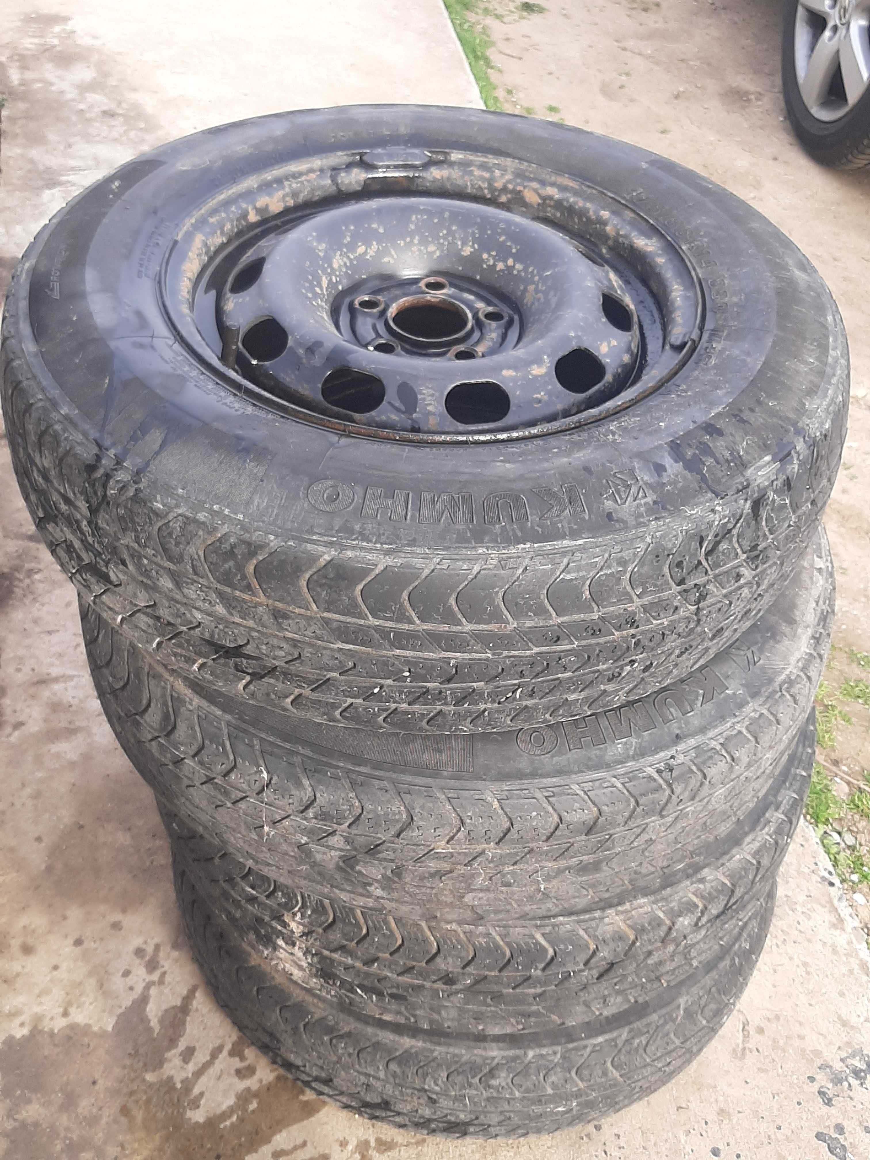 Jante de tablă 14" plus cauciuri golf IV