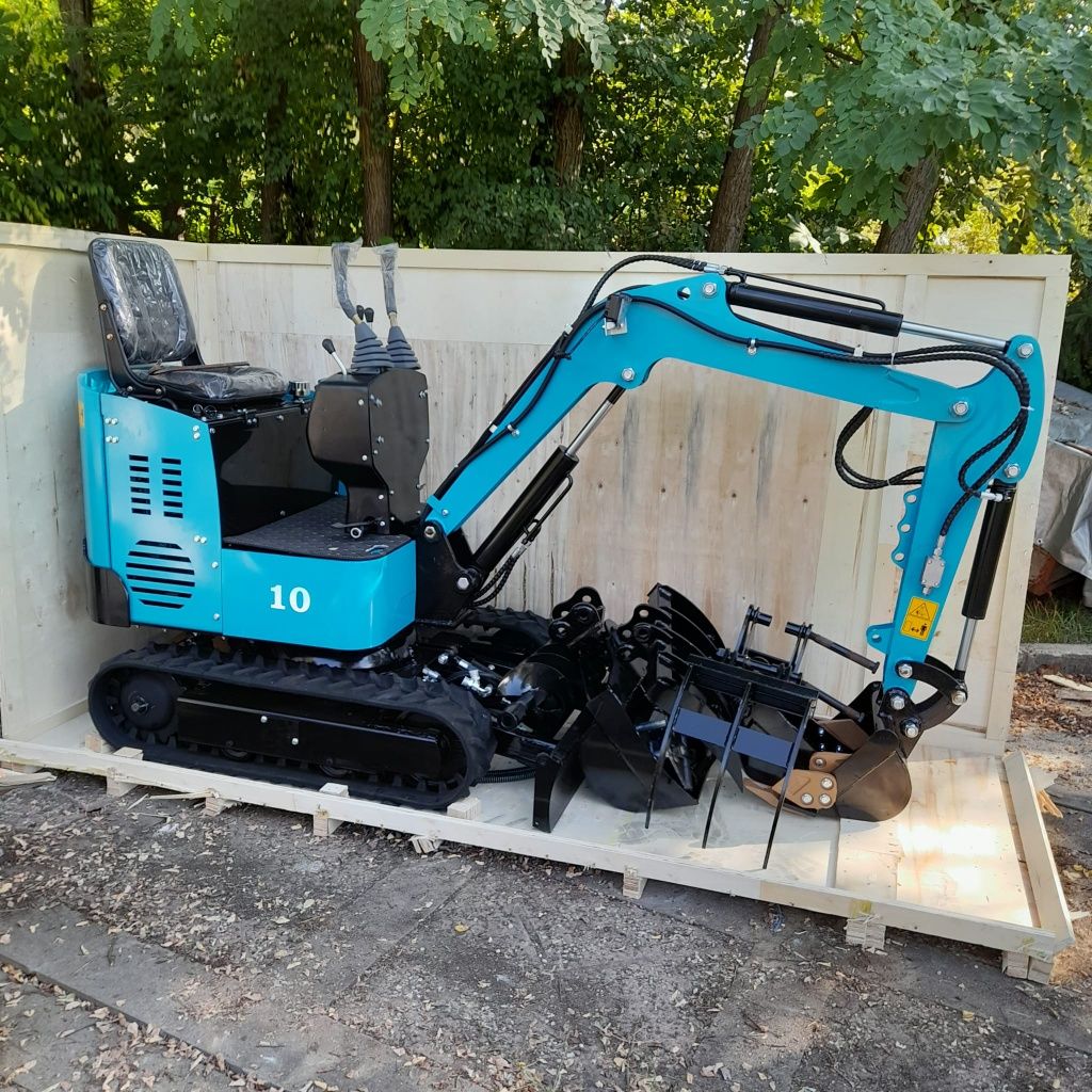 Mini excavator 1T cu accesorii