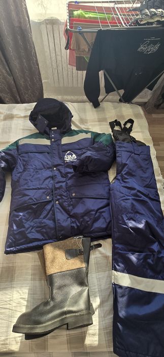 Продам спец одежду