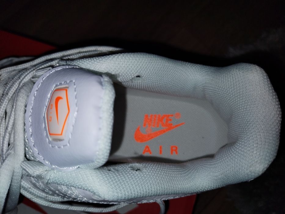 Nike tn utility albi marimea 36,37,38,39,40