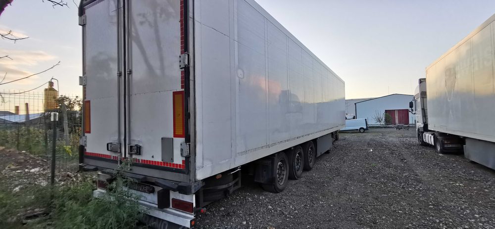 Vand semiremorca frigo